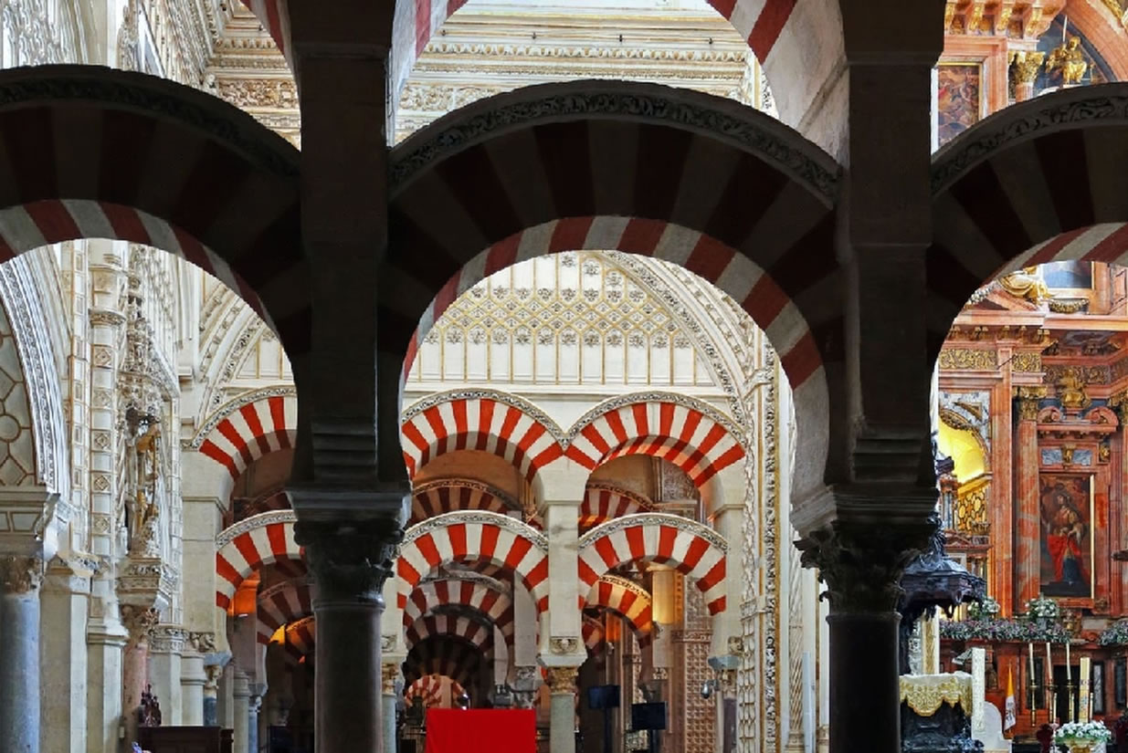 El Caballo Rojo, un restaurante en Córdoba cerca de la Mezquita